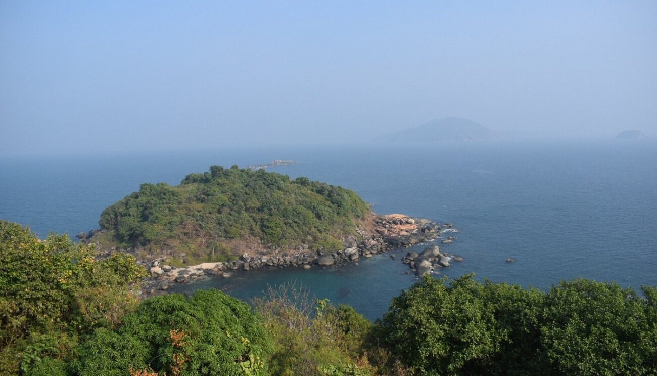 Oyster Island trip From Mumbai