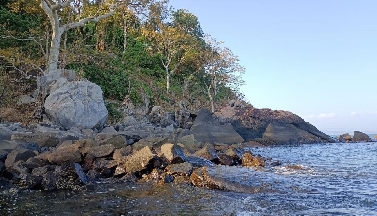 Oyster Island trip From Mumbai