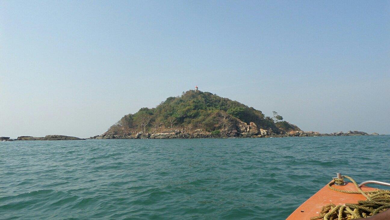 Oyster Island trip from Mumbai 19 September 2025